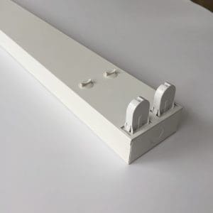 LED 2-Tube 4-Foot Fixture Right End